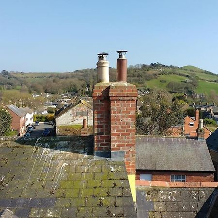 No. 27'S Self-Catering Flat For A Memorable Break. Appartamento Bridport Esterno foto
