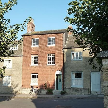 No. 27'S Self-Catering Flat For A Memorable Break. Appartamento Bridport Esterno foto